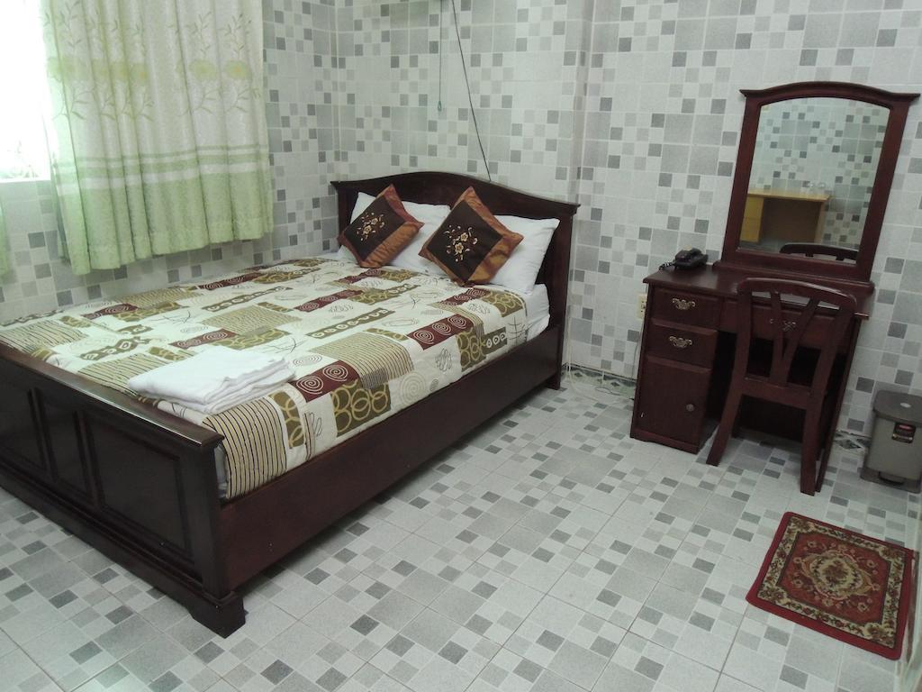Tan Sinh Huong Hotel Ho Chi Minh City Room photo